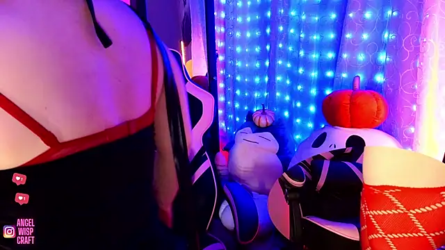 Angel-Lewd-Cake online show from 01.14.25