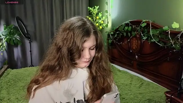 Charlotte wow online show from 01.05.25