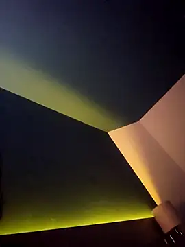 Luna Kitanna online show from 04.22.26