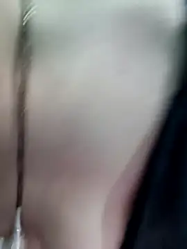 Snapshot of samaya-21 chatting on 12.17.24 samaya-21 online show from 12.17.24