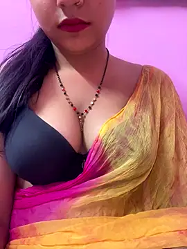 Snapshot of samaya-21 chatting on 12.18.25 samaya-21 online show from 12.18.25