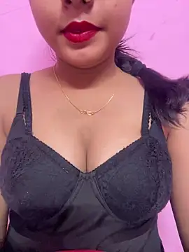 Snapshot of samaya-21 chatting on 12.22.25 samaya-21 online show from 12.22.25