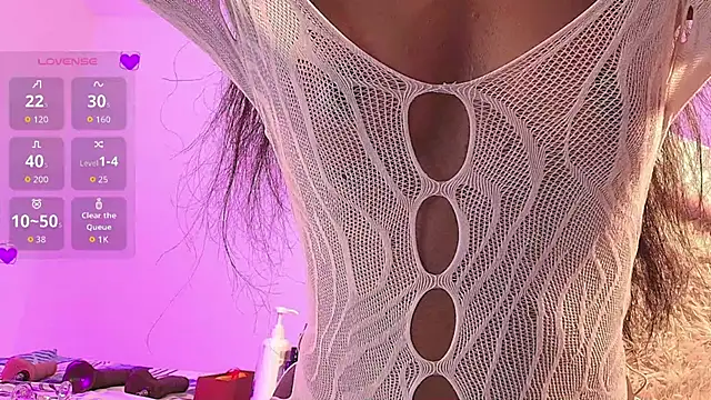 Snapshot of NicholScully chatting on 03.11.26 NicholScully online show from 03.11.26