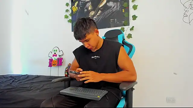 Snapshot of Bray_Kevin chatting on 01.23.25 Bray Kevin online show from 01.23.25