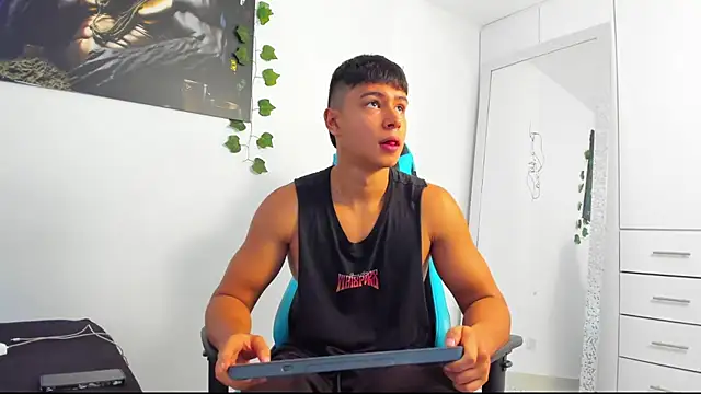 Snapshot of Bray_Kevin chatting on 03.11.25 Bray Kevin online show from 03.11.25