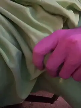 Snapshot of Helmut1971 chatting on 12.15.24 Helmut1971 online show from 12.15.24