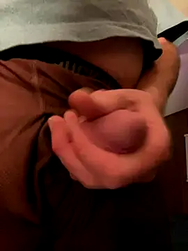 Snapshot of Helmut1971 chatting on 11.16.25 Helmut1971 online show from 11.16.25