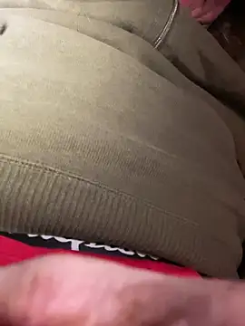 Snapshot of Helmut1971 chatting on 12.23.25 Helmut1971 online show from 12.23.25