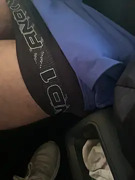 Blueeyesoulsnatcher online show from 11.08.25