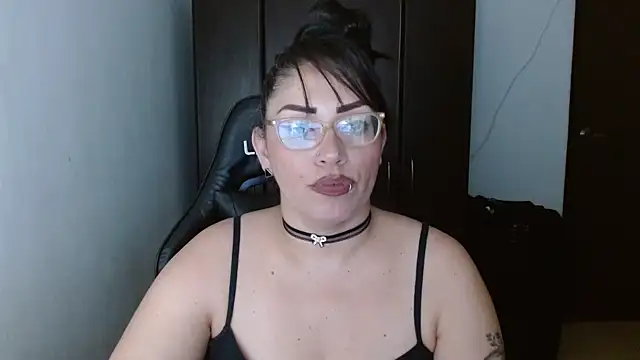 natashasmithe online show from 02.24.25