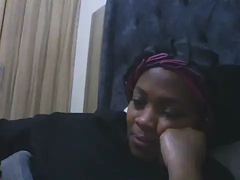 Snapshot of Brown_sexy chatting on 08.02.26 Brown sexy online show from 08.02.26