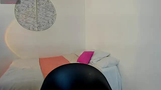 IsabelaVanegas  online show from 01.10.26