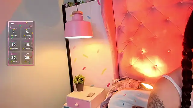  cloe martinez online show from 02.08.25