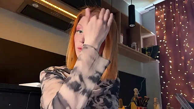 Snapshot of ilona_wine chatting on 07.25.26 ilona wine online show from 07.25.26