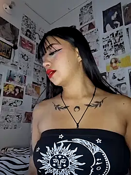 Snapshot of Hot_sophie_ chatting on 02.16.25 Hot sophie  online show from 02.16.25