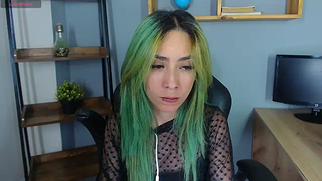 Erika Stevens online show from 11.02.25