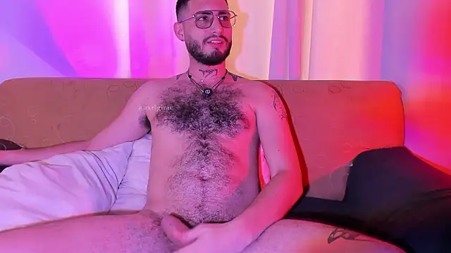 axel giracr online show from 03.14.26