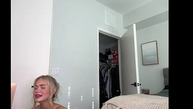 ElenaErickson online show from 06.11.26