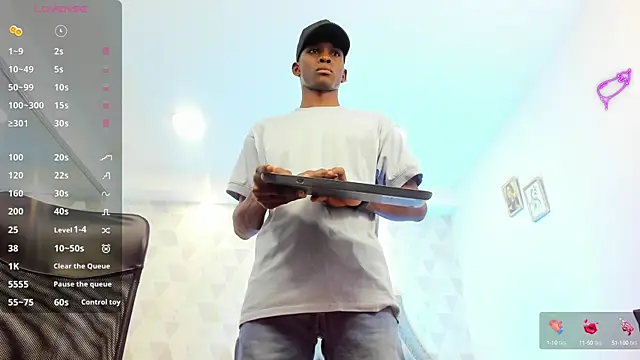 Snapshot of JacksonMuller_ chatting on 12.14.24 JacksonMuller online show from 12.14.24