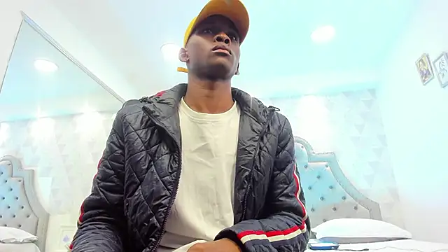 Snapshot of JacksonMuller_ chatting on 12.26.24 JacksonMuller online show from 12.26.24