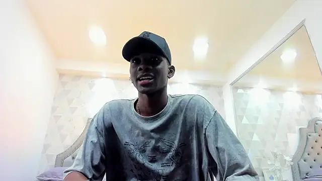 Snapshot of JacksonMuller_ chatting on 01.17.25 JacksonMuller online show from 01.17.25