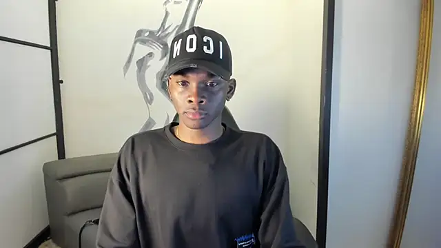 Snapshot of JacksonMuller_ chatting on 10.09.25 JacksonMuller online show from 10.09.25