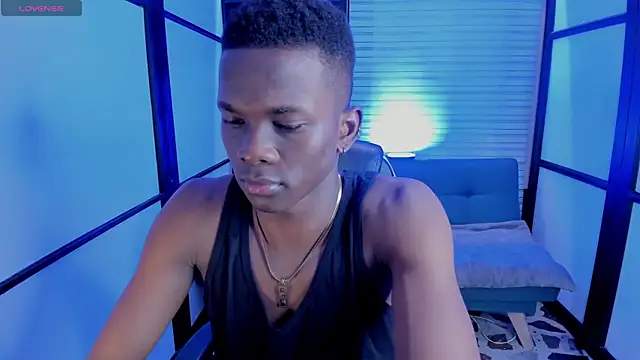 Snapshot of JacksonMuller_ chatting on 10.10.25 JacksonMuller online show from 10.10.25