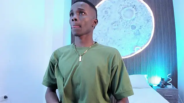 Snapshot of JacksonMuller_ chatting on 01.13.26 JacksonMuller online show from 01.13.26