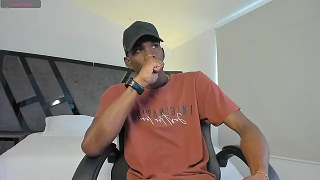 Snapshot of JacksonMuller_ chatting on 02.25.26 JacksonMuller online show from 02.25.26