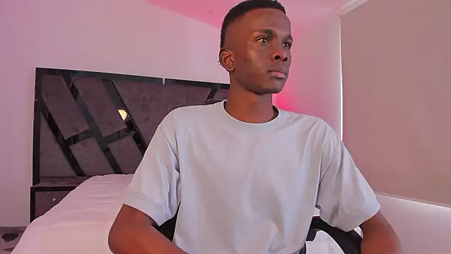 Snapshot of JacksonMuller_ chatting on 03.09.26 JacksonMuller online show from 03.09.26