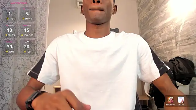 Snapshot of JacksonMuller_ chatting on 03.18.26 JacksonMuller online show from 03.18.26