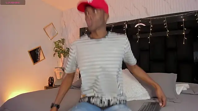 Snapshot of JacksonMuller_ chatting on 03.19.26 JacksonMuller online show from 03.19.26