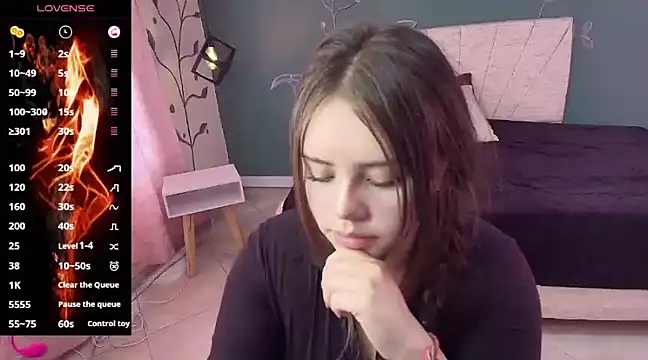 Snapshot of MariamCute_ chatting on 03.14.25 MariamCute online show from 03.14.25