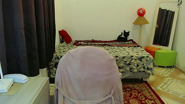 Sophie Fantasys online show from 03.13.26