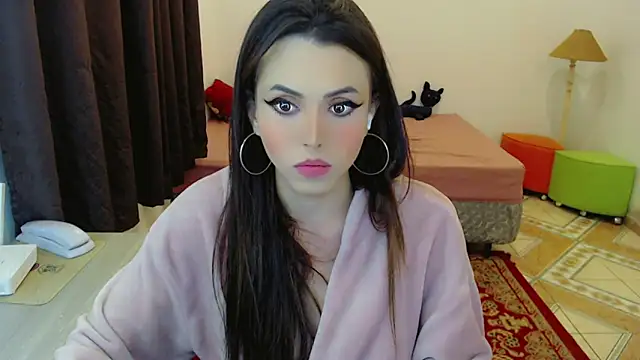 Sophie Fantasys online show from 05.10.26
