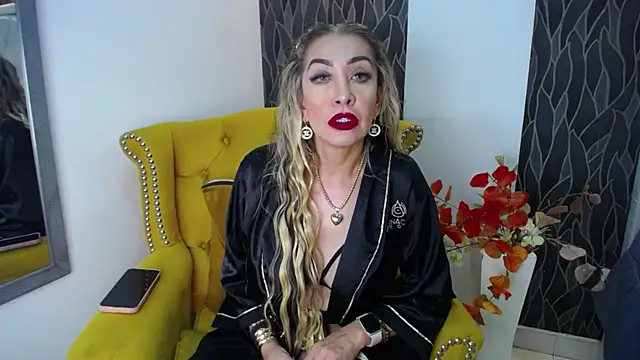 EvelinaGrey online show from 02.23.25