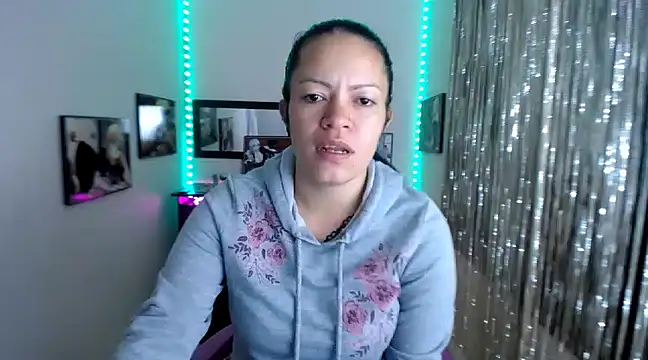 Cristal w online show from 03.20.25