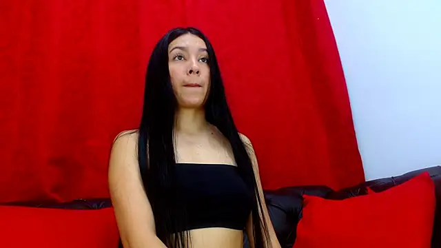 Lila Pinky online show from 02.13.25