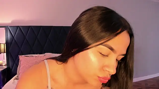 KattyPortman online show from 01.24.25