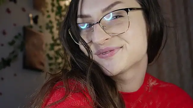 NaughtYHomemadE online show from 02.24.25