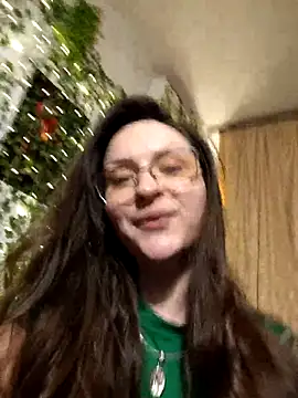 NaughtYHomemadE online show from 04.22.26