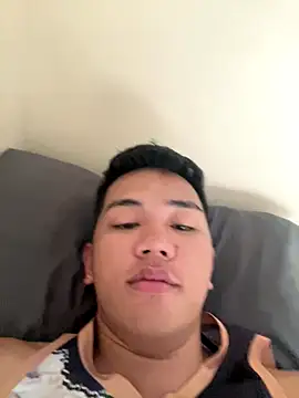 xgregor07 online show from 09.13.25