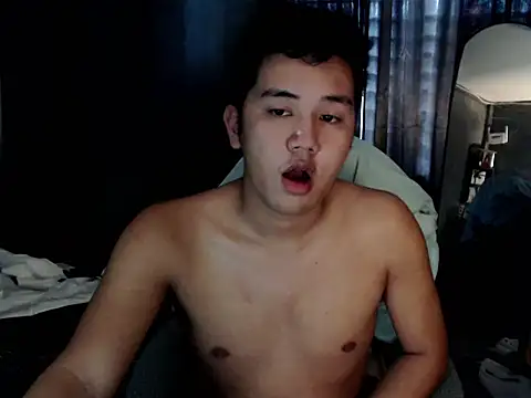 xgregor07 online show from 12.05.25