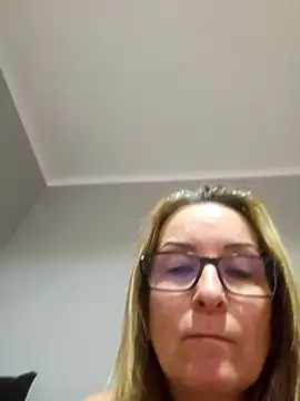 Snapshot of Steffi45 chatting on 02.11.26 Steffi45 online show from 02.11.26