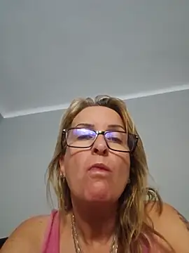 Snapshot of Steffi45 chatting on 07.17.26 Steffi45 online show from 07.17.26