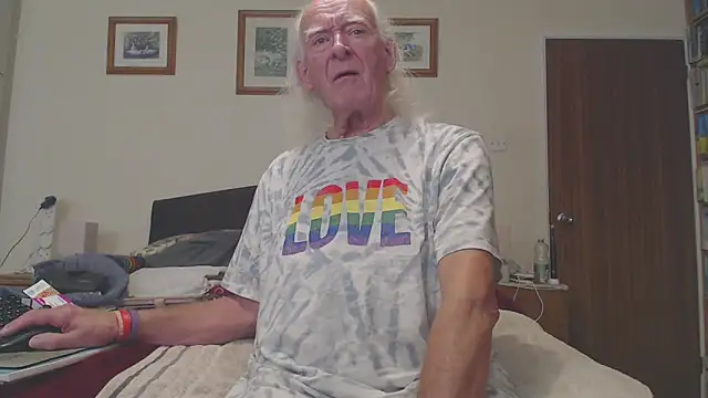 WaverlyKernow online show from 11.24.25