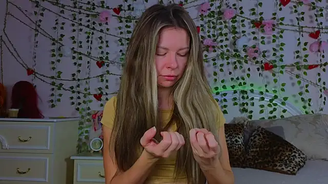 Real Tini online show from 11.30.25