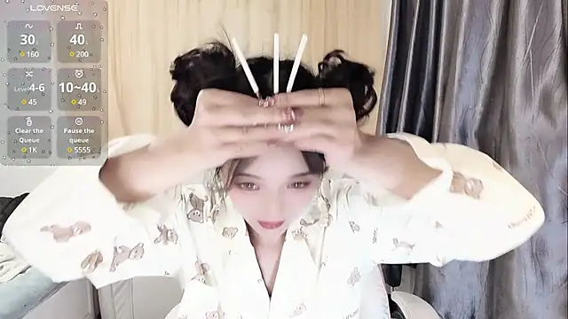 Snapshot of Ti_amo_UU chatting on 01.25.25 Ti amo UU online show from 01.25.25