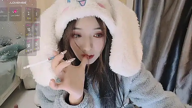 Snapshot of Ti_amo_UU chatting on 02.06.25 Ti amo UU online show from 02.06.25