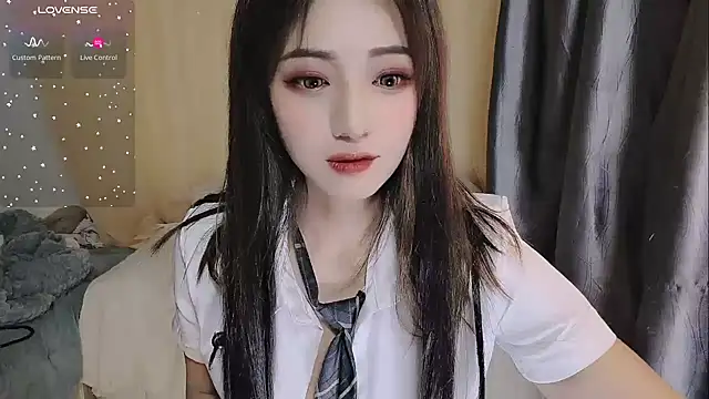 Snapshot of Ti_amo_UU chatting on 02.08.25 Ti amo UU online show from 02.08.25